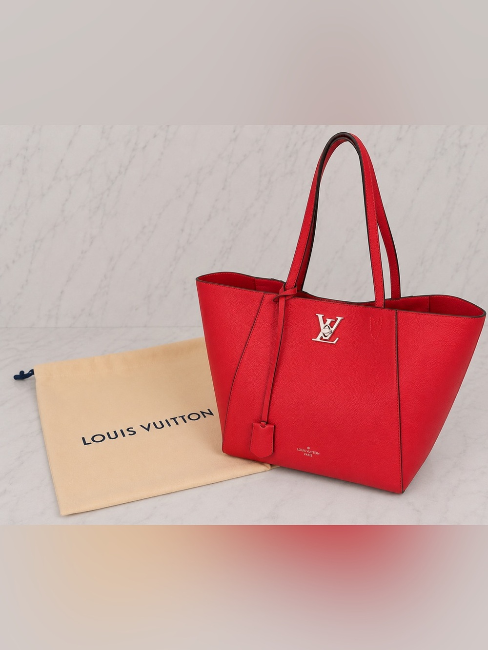 🆕 👜❤️ Lockme Red Leather Cabas Tote Bag ❤️👜